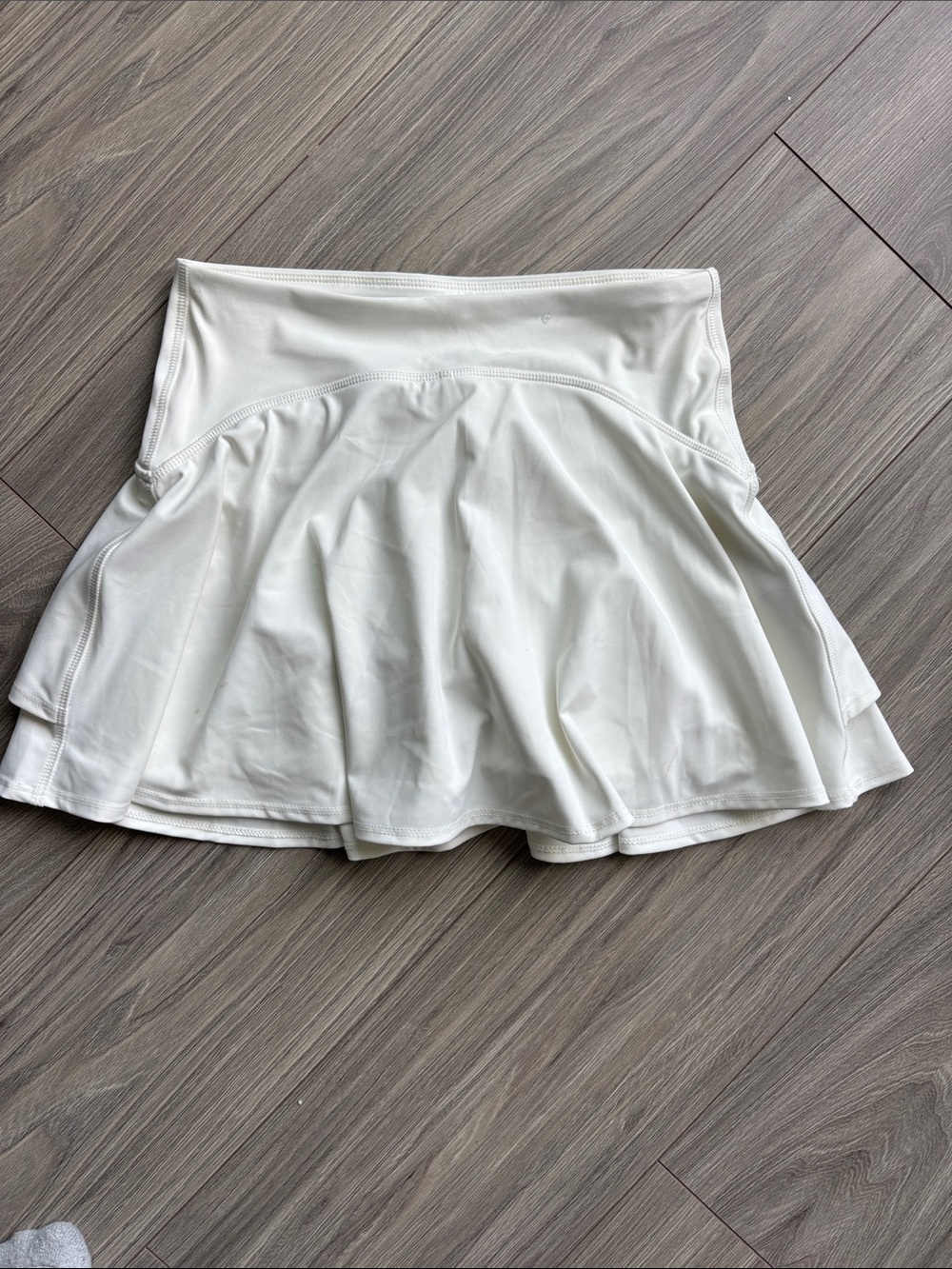 Old Navy White Circle Skater/Tennis Skirt